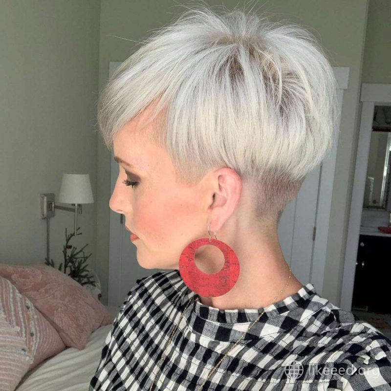 Haley Young Short Hairstyles - 1