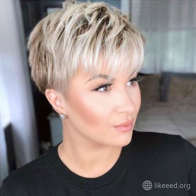 Kassia Barbo Short Hairstyles - 1