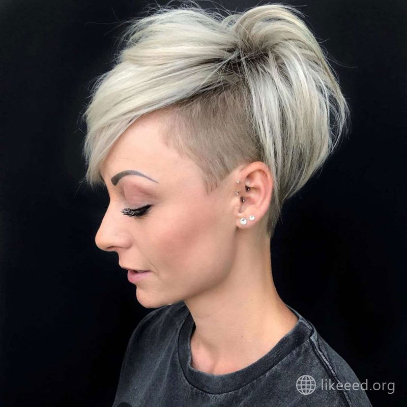 Amelia Taylor New Short Hairstyles - 1