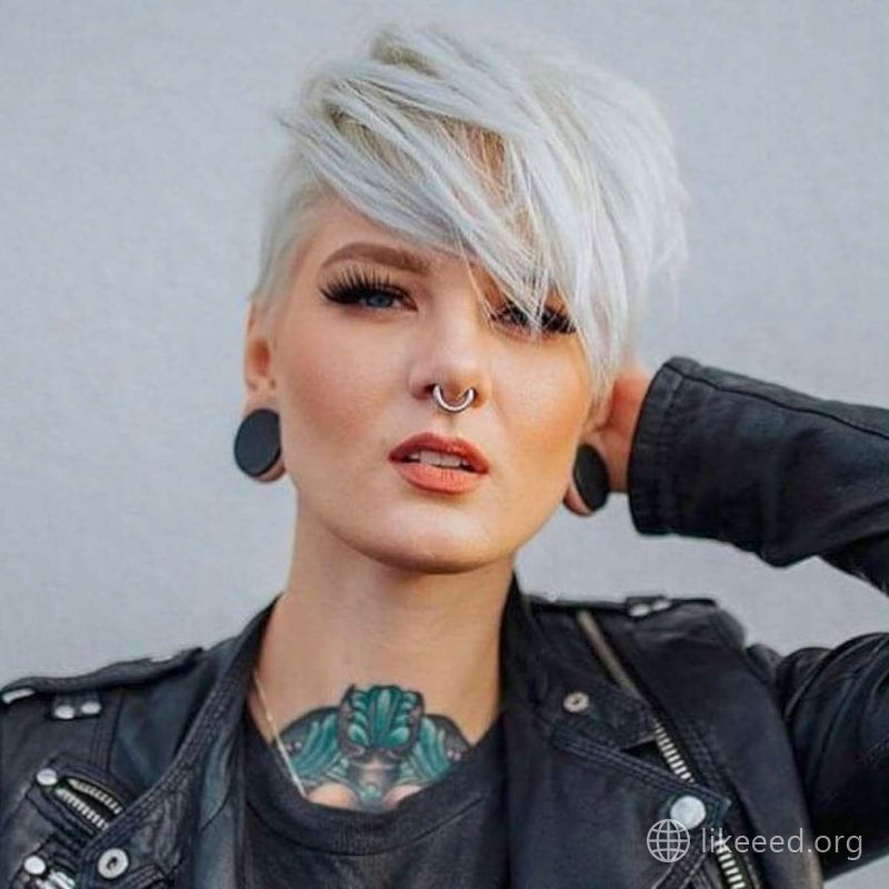 Katrin Berndt Short Hairstyles - 3