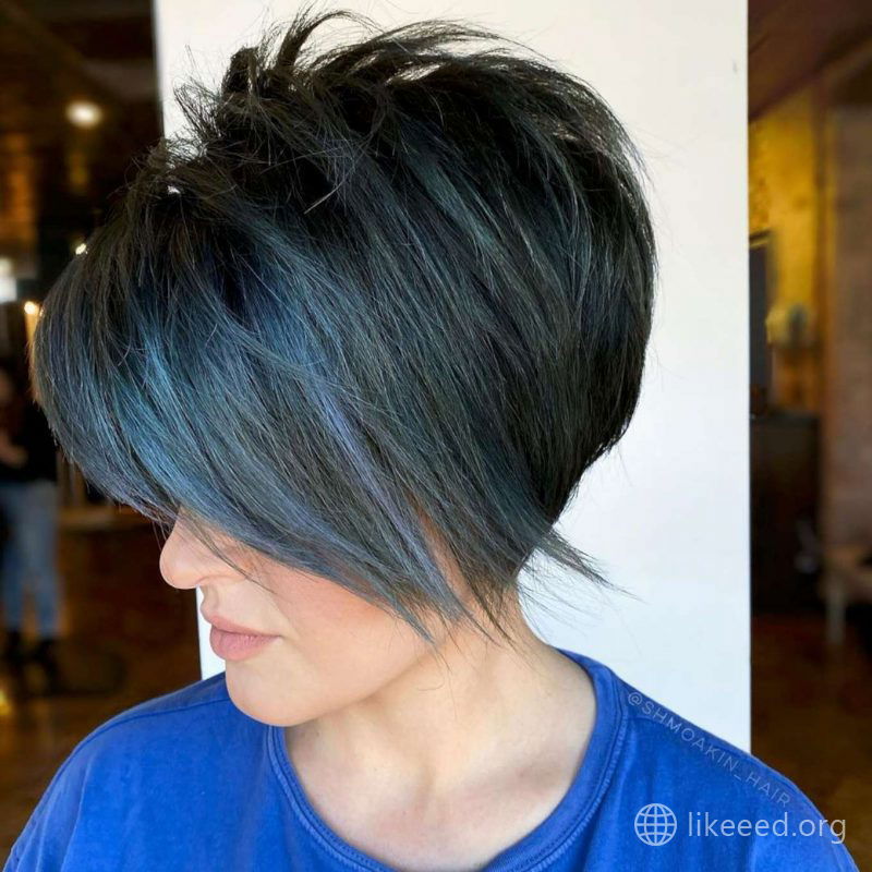 Olivia Turner Short Hairstyles - 3