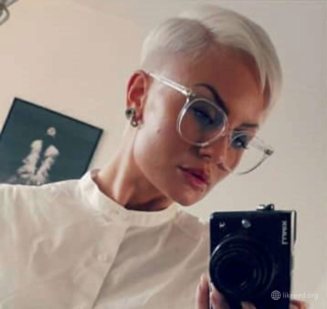 Sandra Jonsson Short Hairstyles – 2