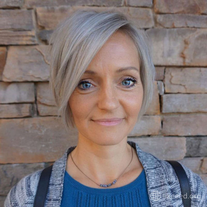 Sasha Lee Short Hairstyles - 1