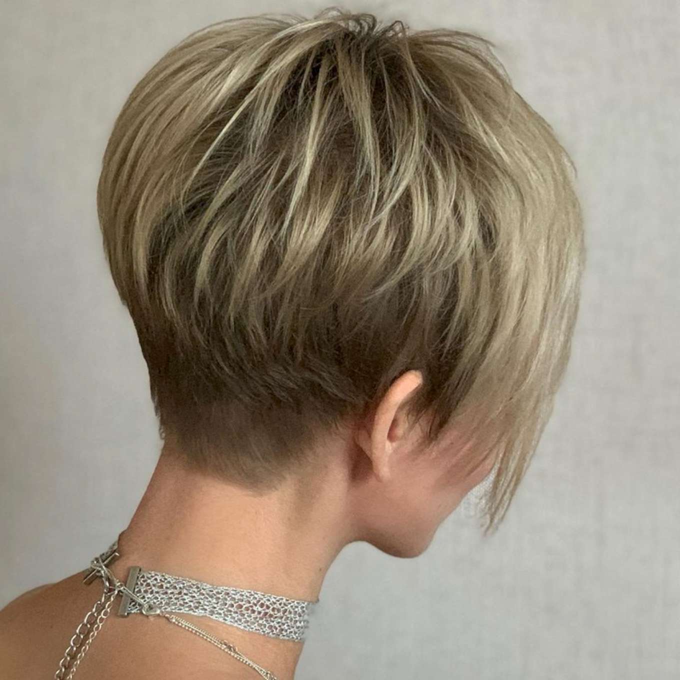 Tatiana Lavsky Short Hairstyles – 2