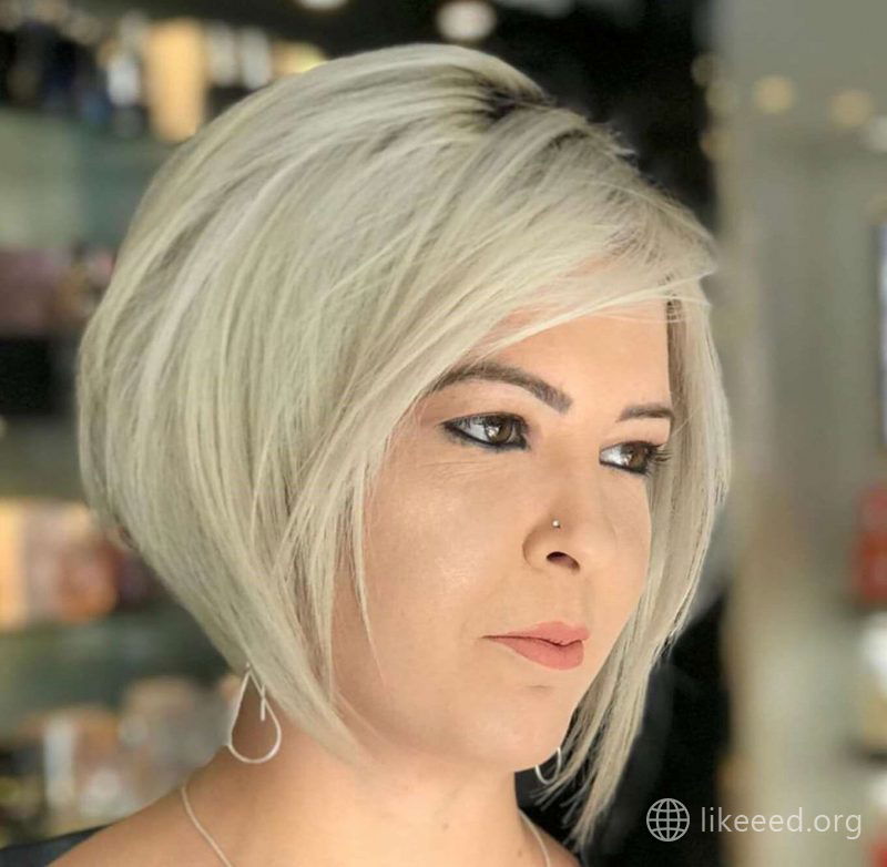 Emily Roberts Short Hairstyles - 3