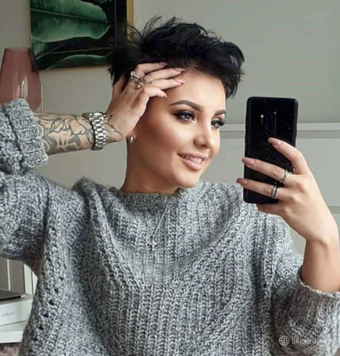 Nikola Sýkorová Short Hairstyles – 1