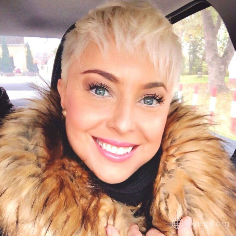 Divine Feminine Short Hairstyles - 3
