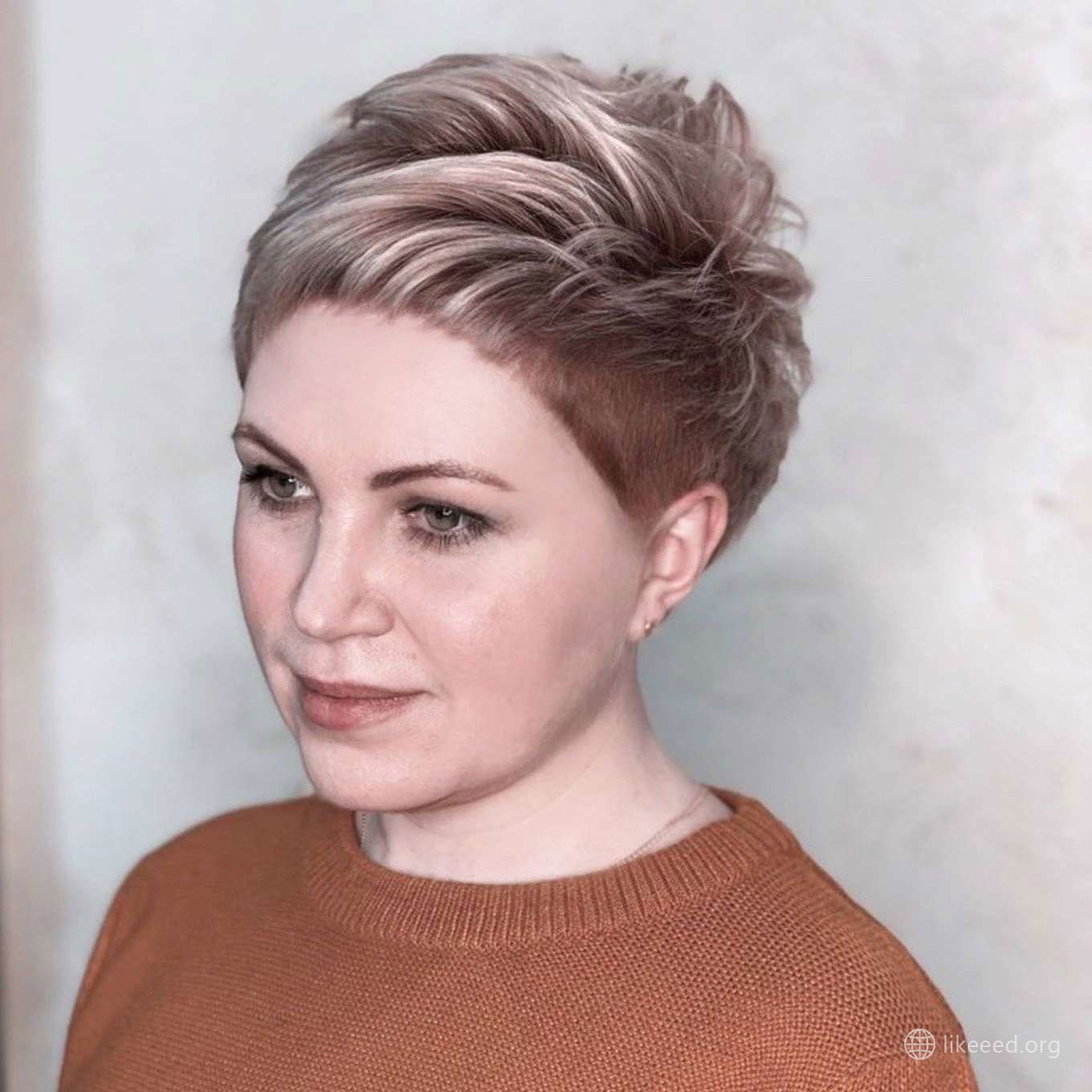 Amelia Walker Short Hairstyles – 3
