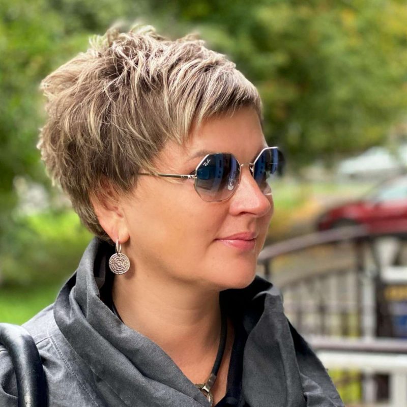 Melanie Torres Short Hairstyles - 3