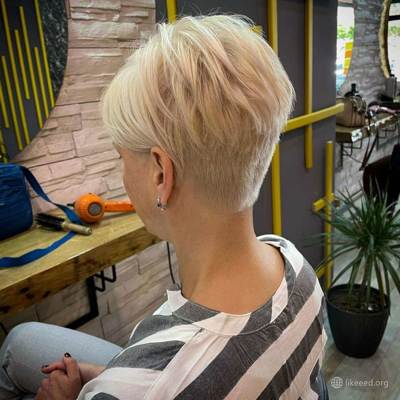 Katheryn Campbell Short Hairstyles – 1