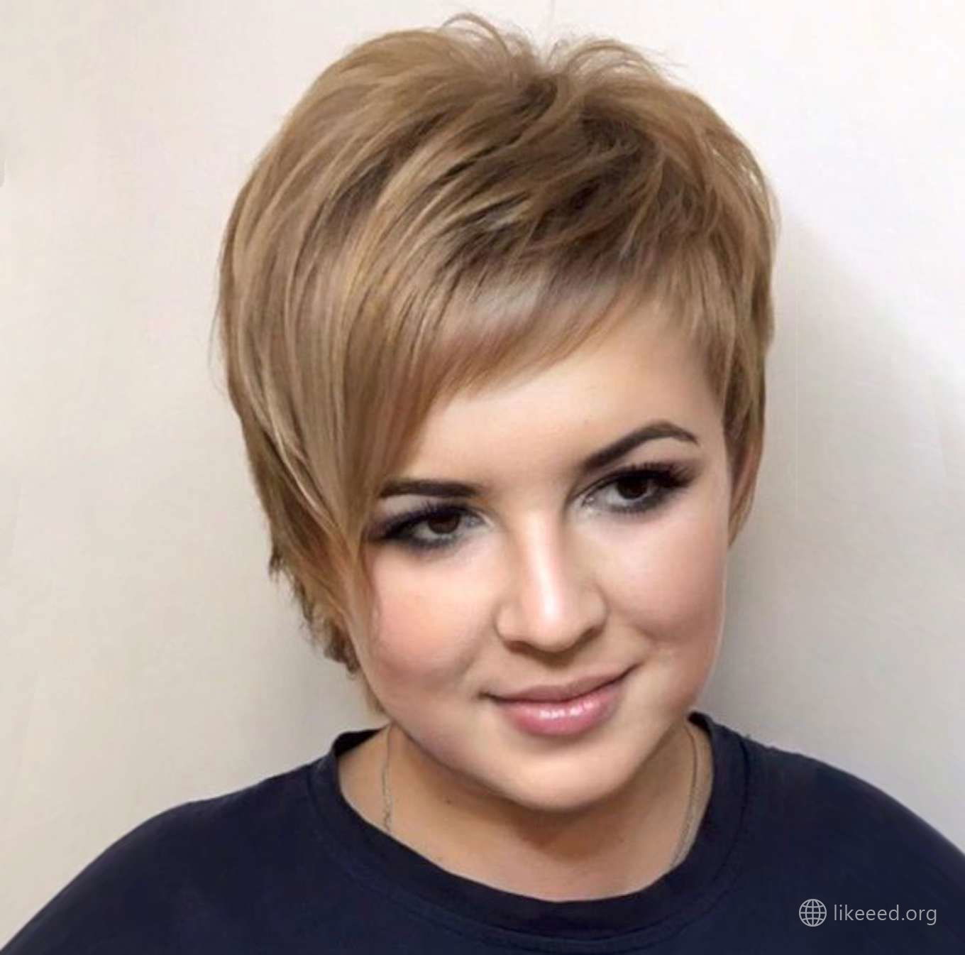 Carlene Thomas Short Hairstyles – 3