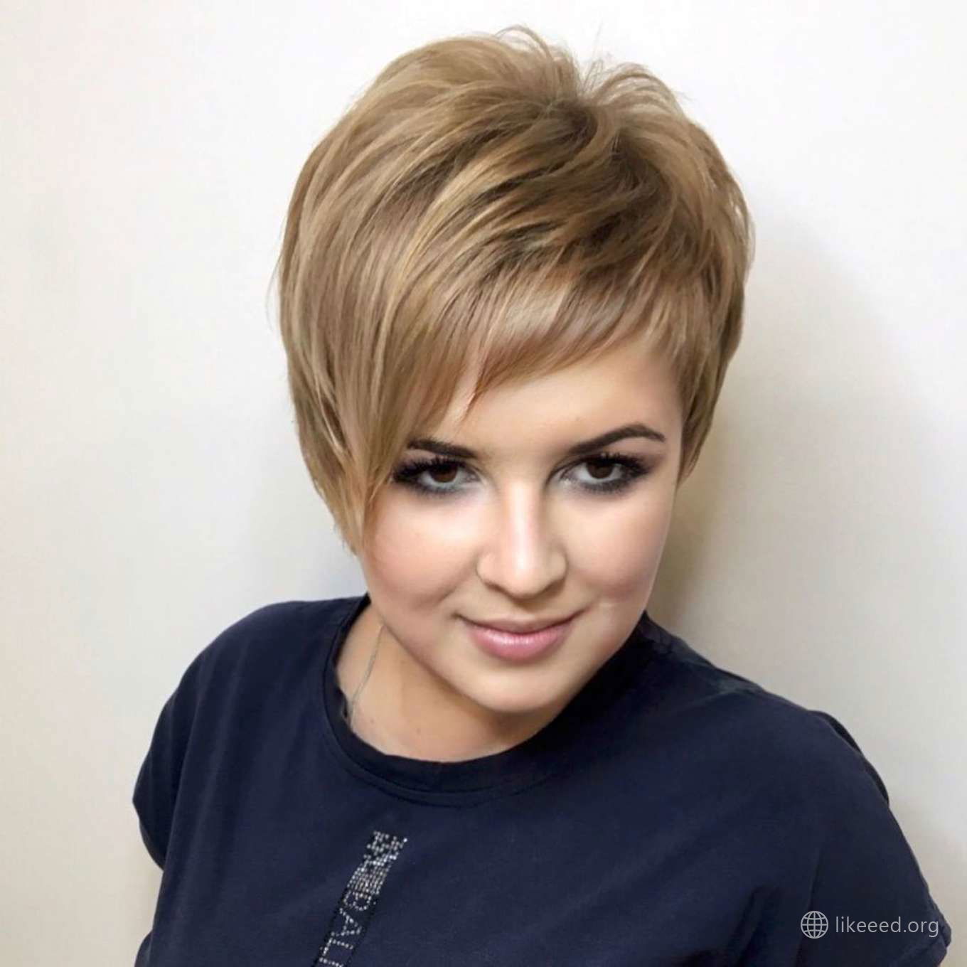 Carlene Thomas Short Hairstyles – 4