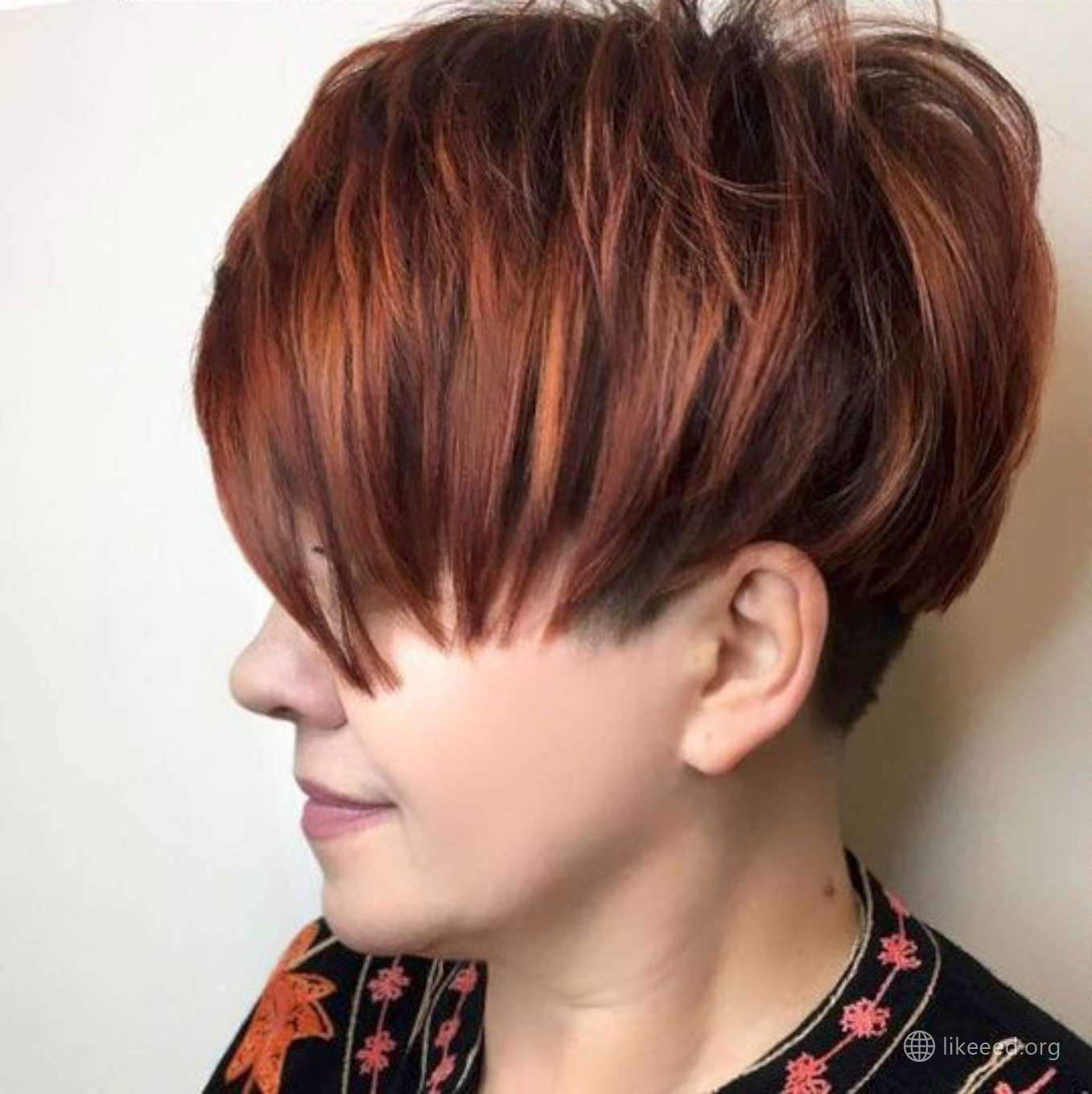 Kristine Jones Short Hairstyles – 2