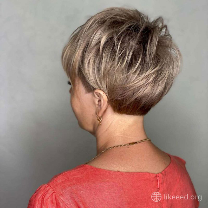 Alexandra Brown Short Hairstyles - 2