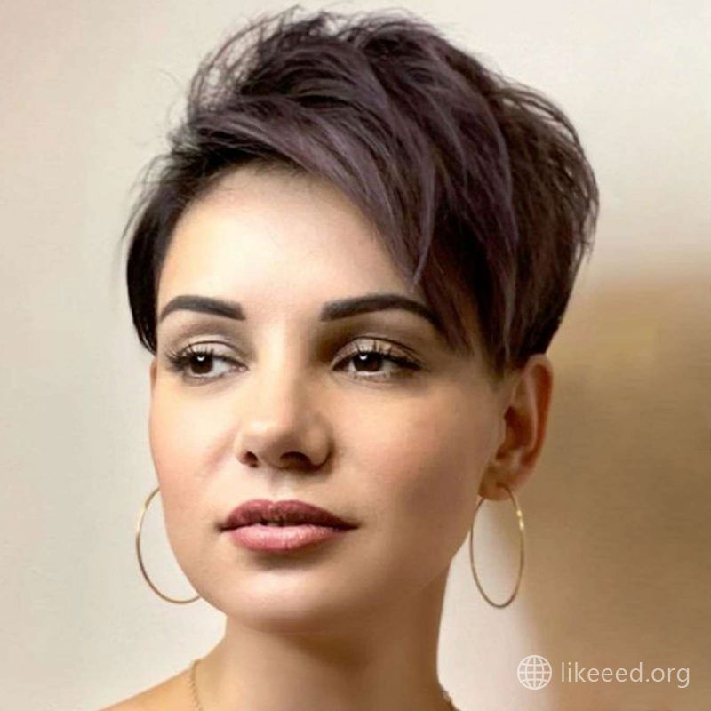 Beatrice Collins Short Hairstyles - 1