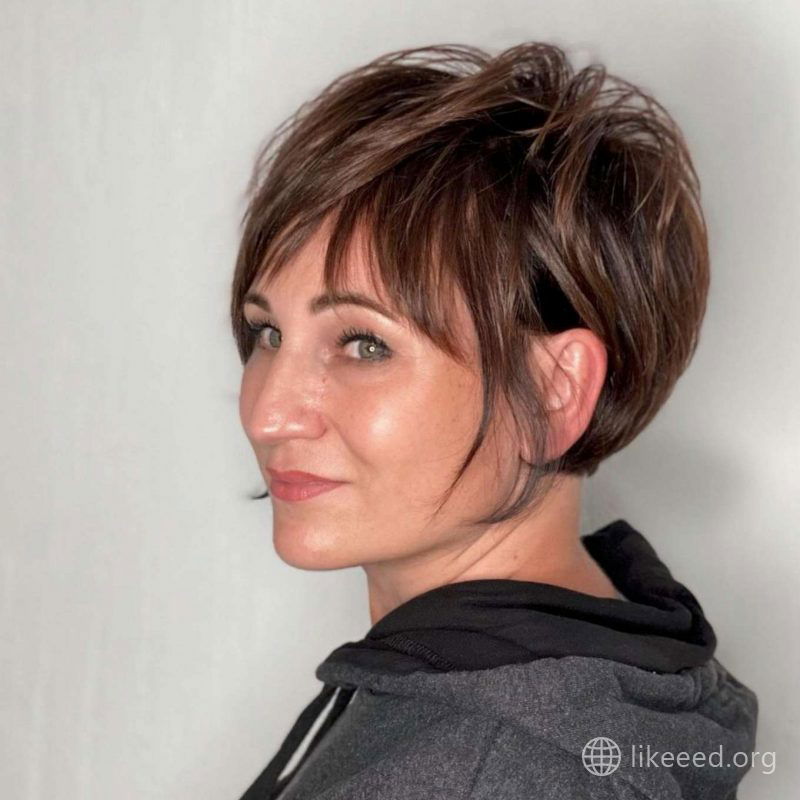Carmela Green Short Hairstyles - 3