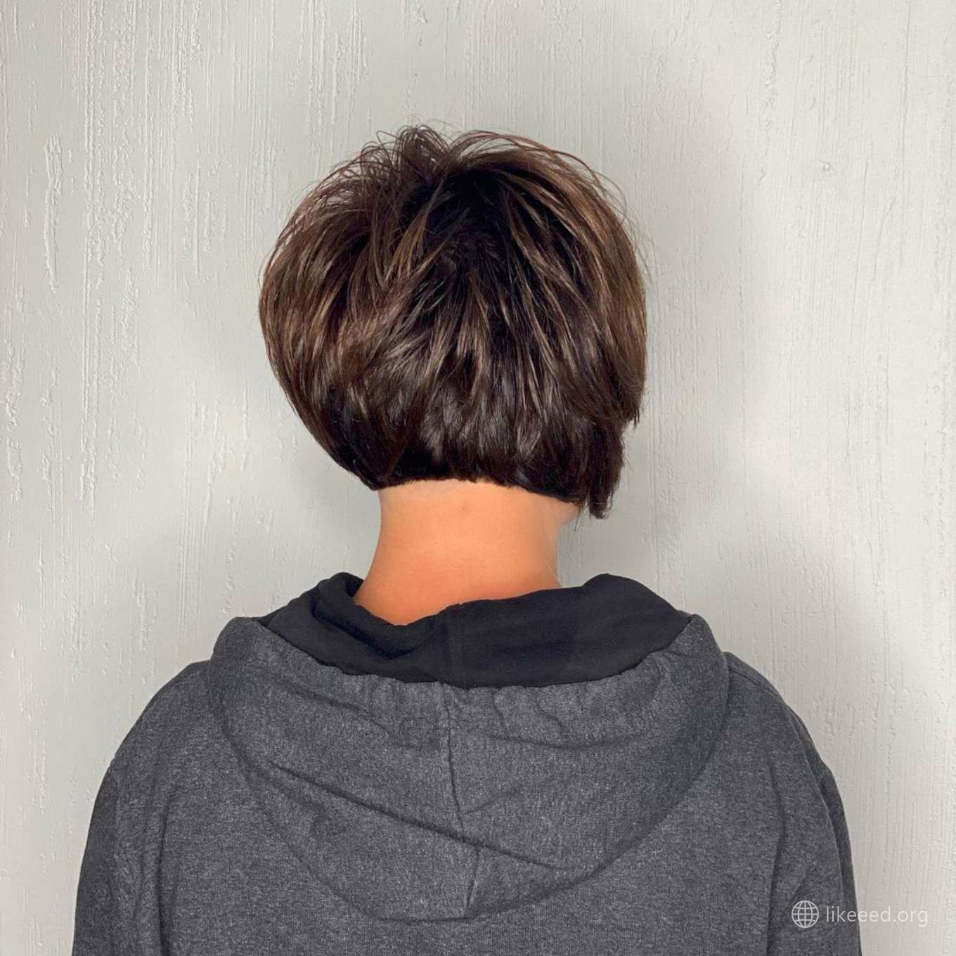 Carmela Green Short Hairstyles – 4