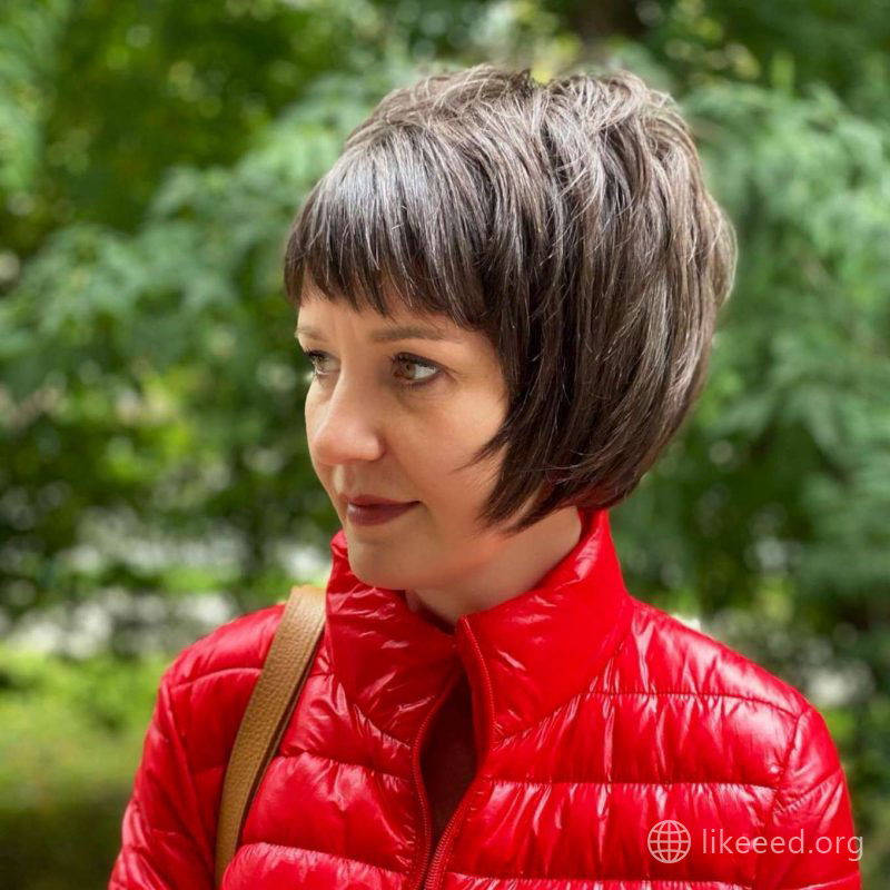 Karina Price Short Hairstyles - 3