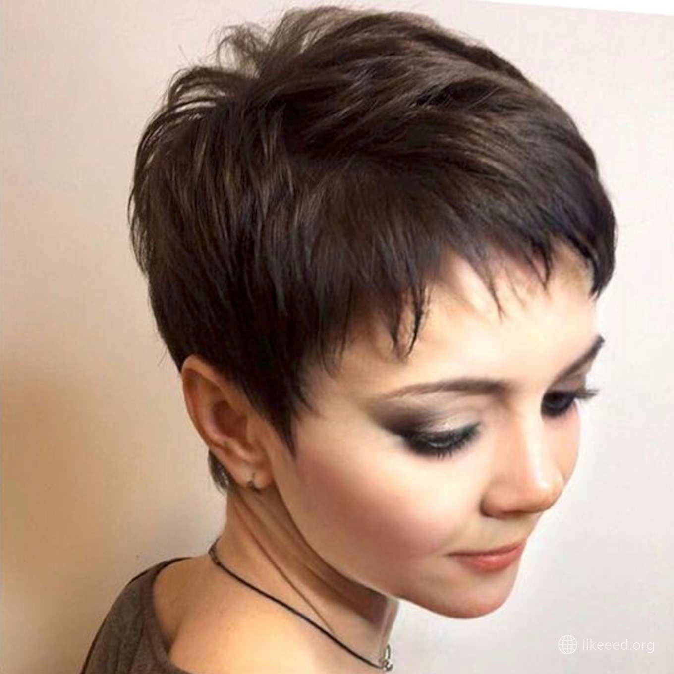 Katrina Lovato Short Hairstyles – 3