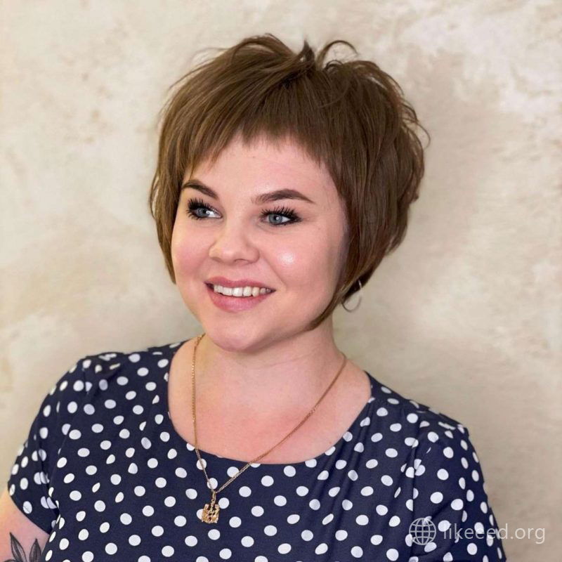 Sherry Fisher Short Hairstyles - 3