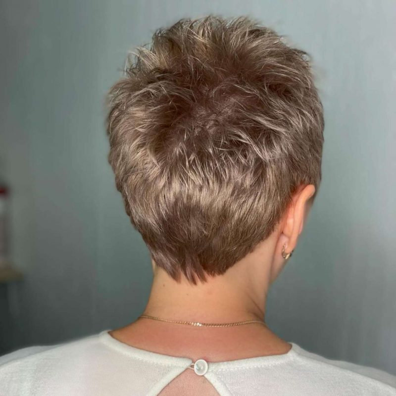 Amalia Martin Short Hairstyles - 4
