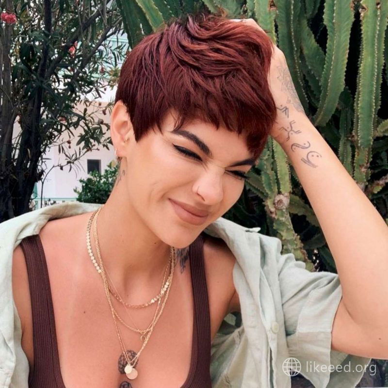 Vivian Clark Short Hairstyles - 4