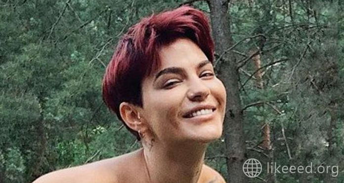 Vivian Clark Short Hairstyles