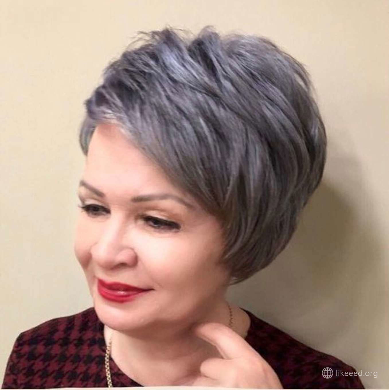 Zelma Davis Short Hairstyles – 3