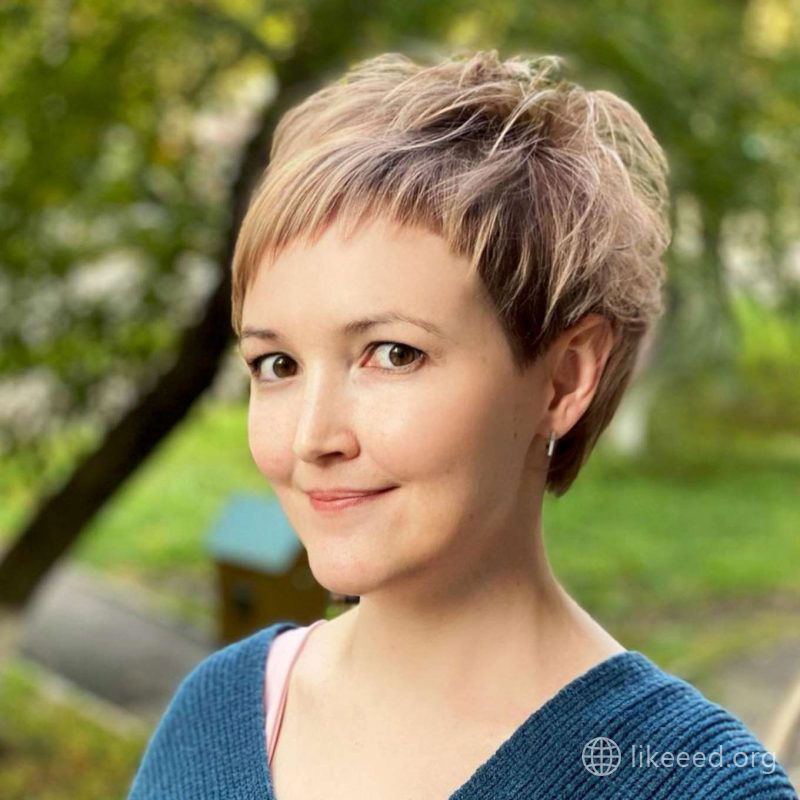 Blanche Flores Short Hairstyles - 1