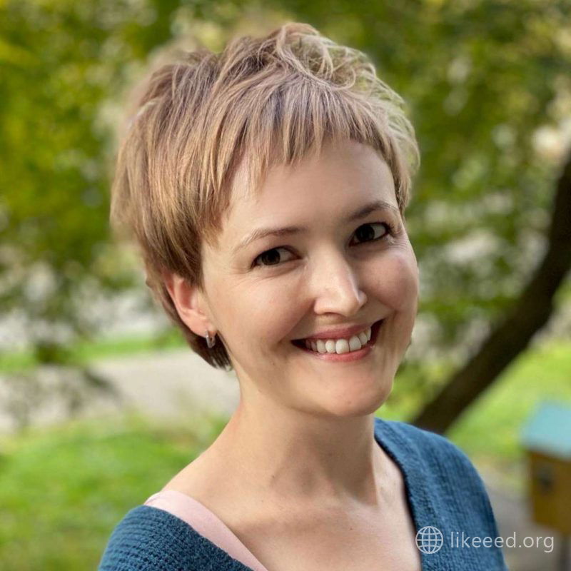 Blanche Flores Short Hairstyles - 3