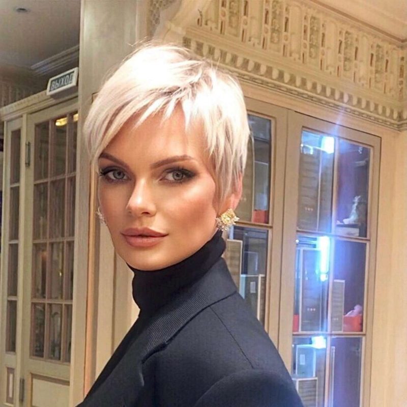 Julia Vizgalina Short Hairstyles - 2