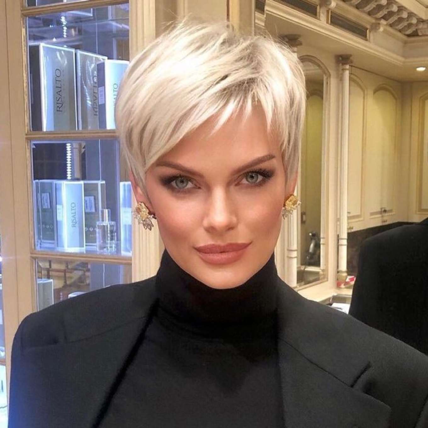 Julia Vizgalina Short Hairstyles – 3