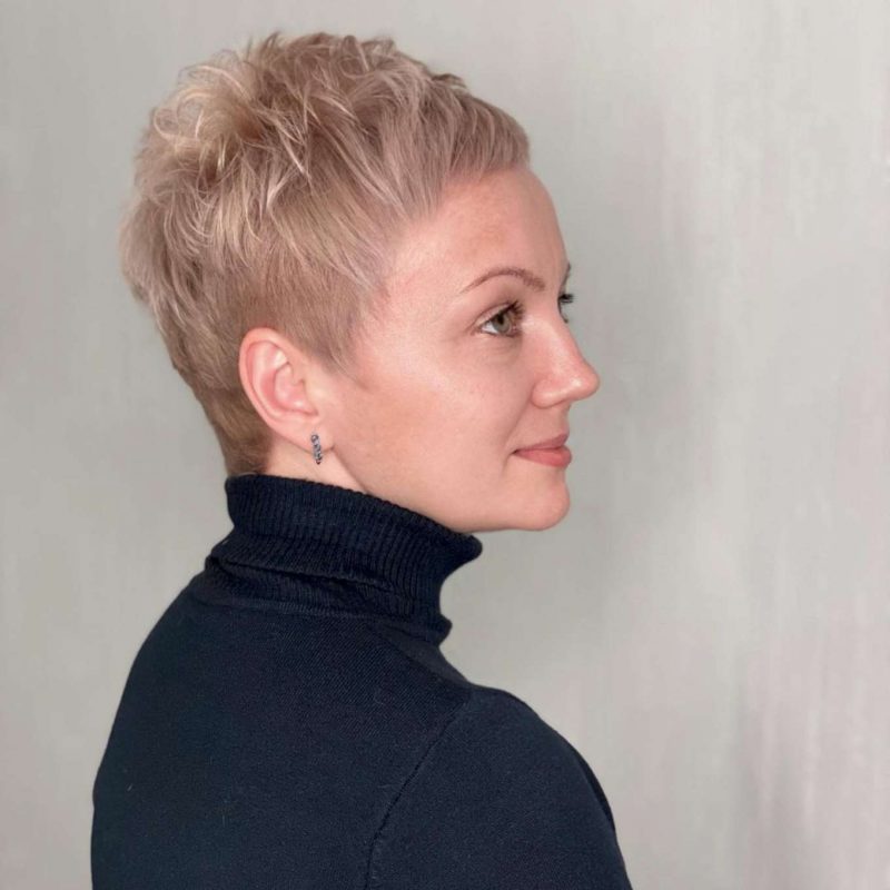 Susanne Brooks Short Hairstyles - 3