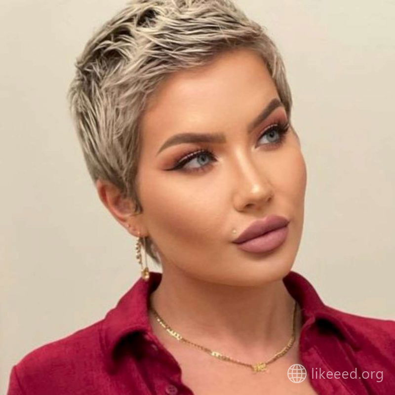 Chelsea McCullough Short Hairstyles - 1