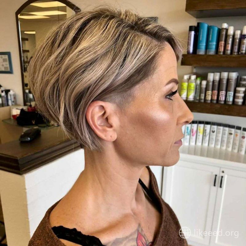 Lisa Campbell Short Hairstyles - 4