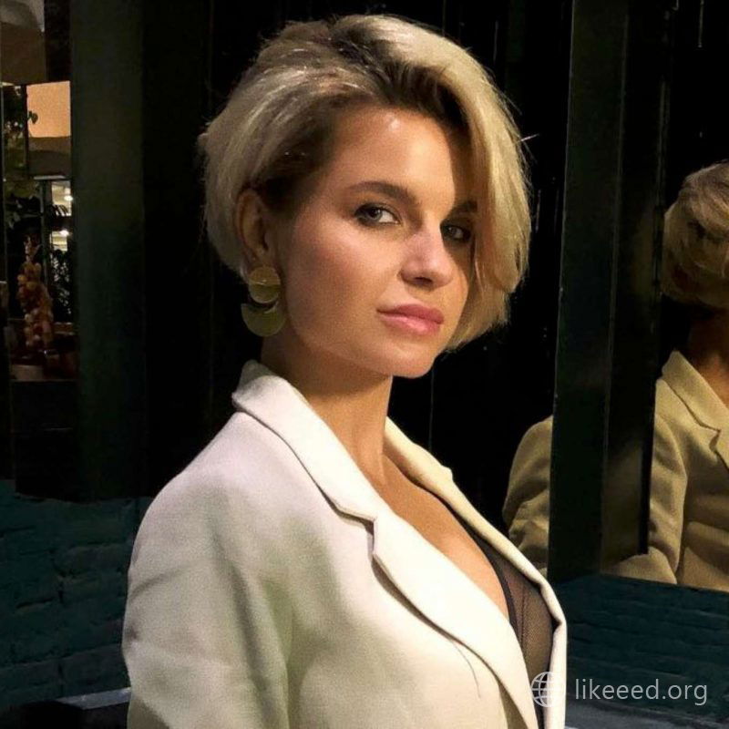 Juliana Key Short Hairstyles - 2