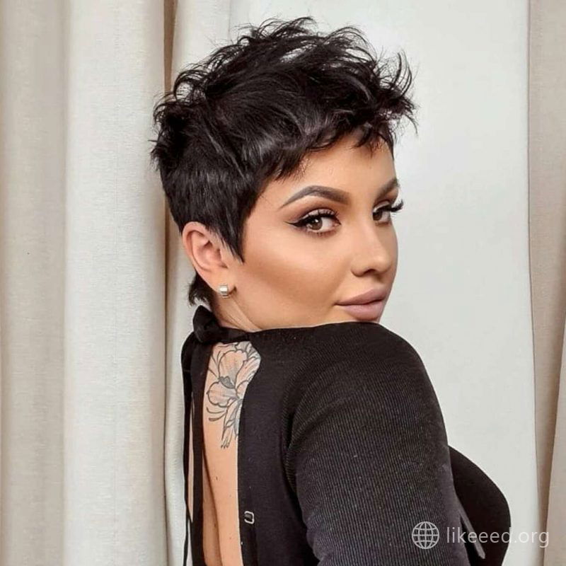 Nikola Short Hairstyles - 3