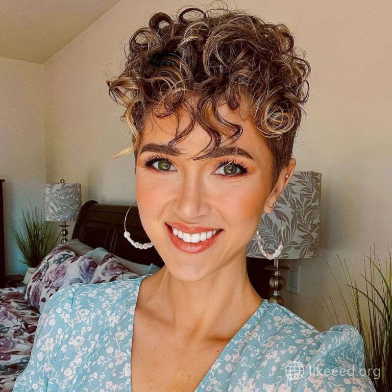 Short Hairstyles Neena - 3