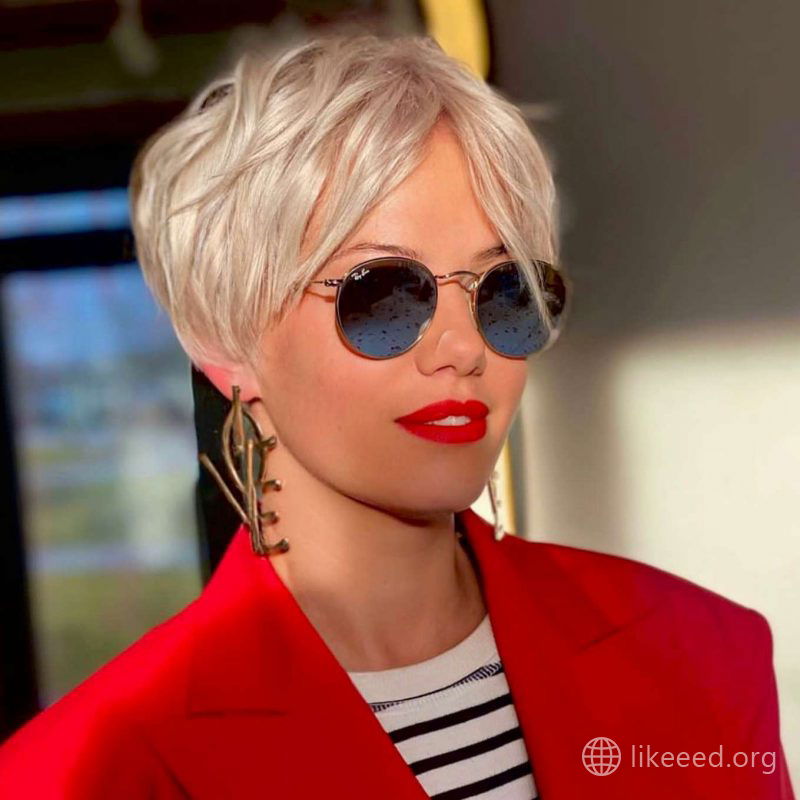Surova Nina Short Hairstyles - 1