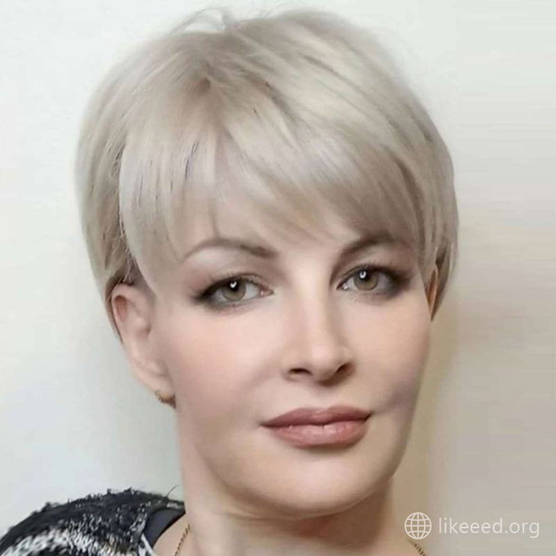 Trisha Williams Short Hairstyles - 2