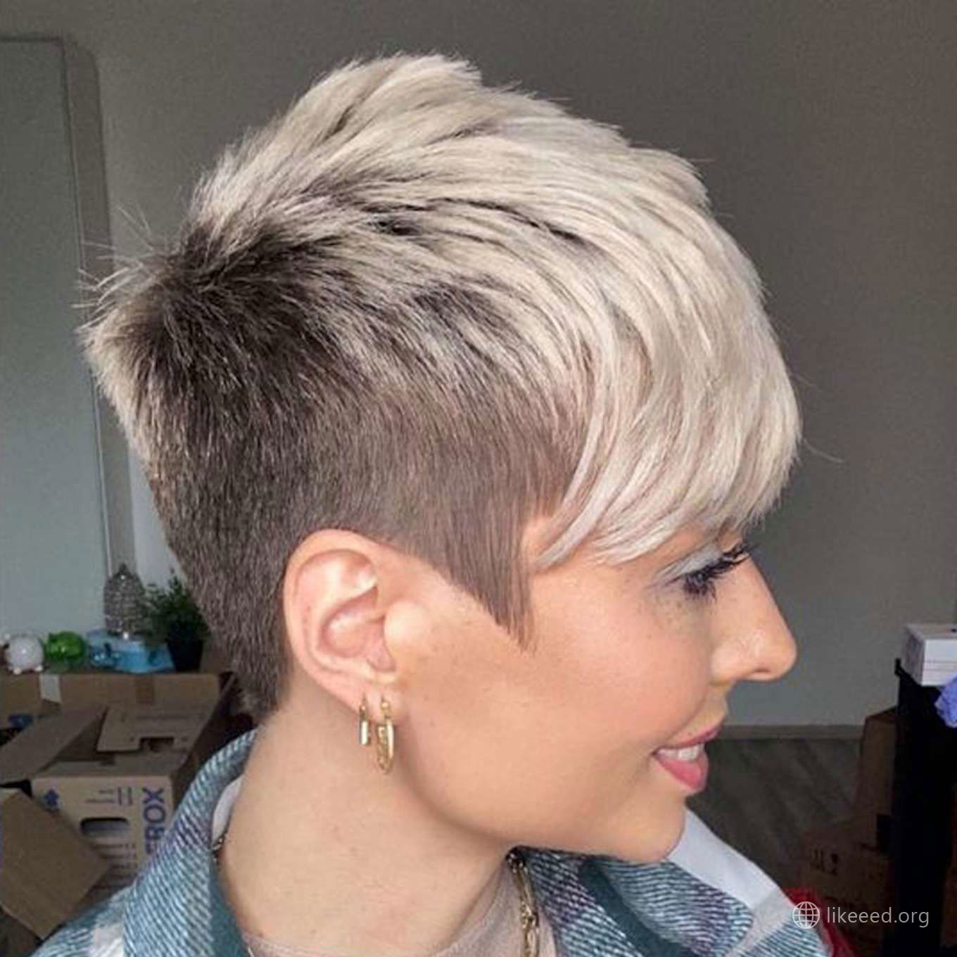 Alicia Wunderbar Short Hairstyles – 1