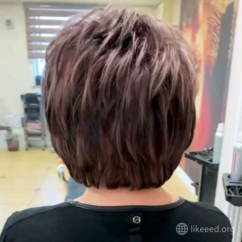 Maryanne Ward Short Hairstyles - 4