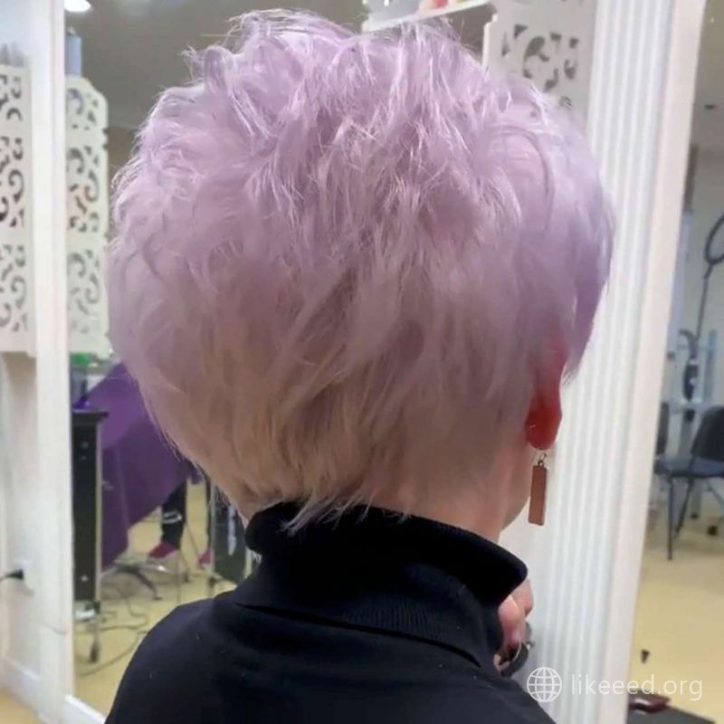 Whitney Lewis Short Hairstyles - 4
