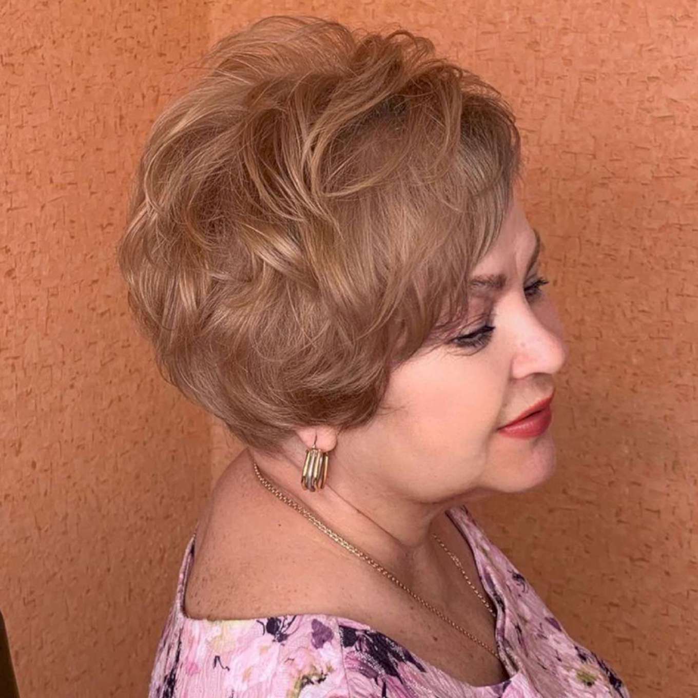 Sandra Bell Short Hairstyles – 1