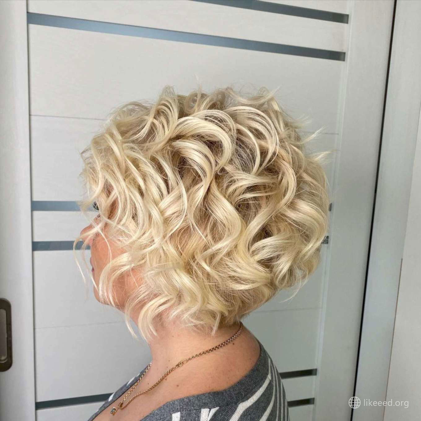 Loretta-Gray-Short-Hairstyles-3