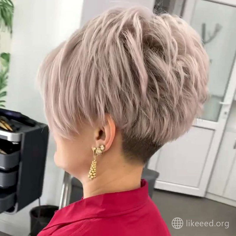 Alexandra Myers Short Hairstyles - 3