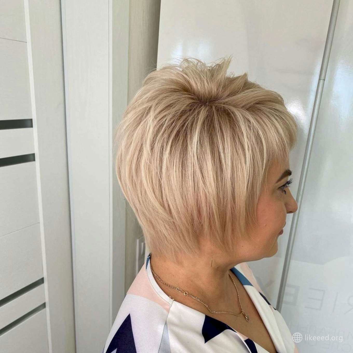 Tammie Lee Short Hairstyles – 3