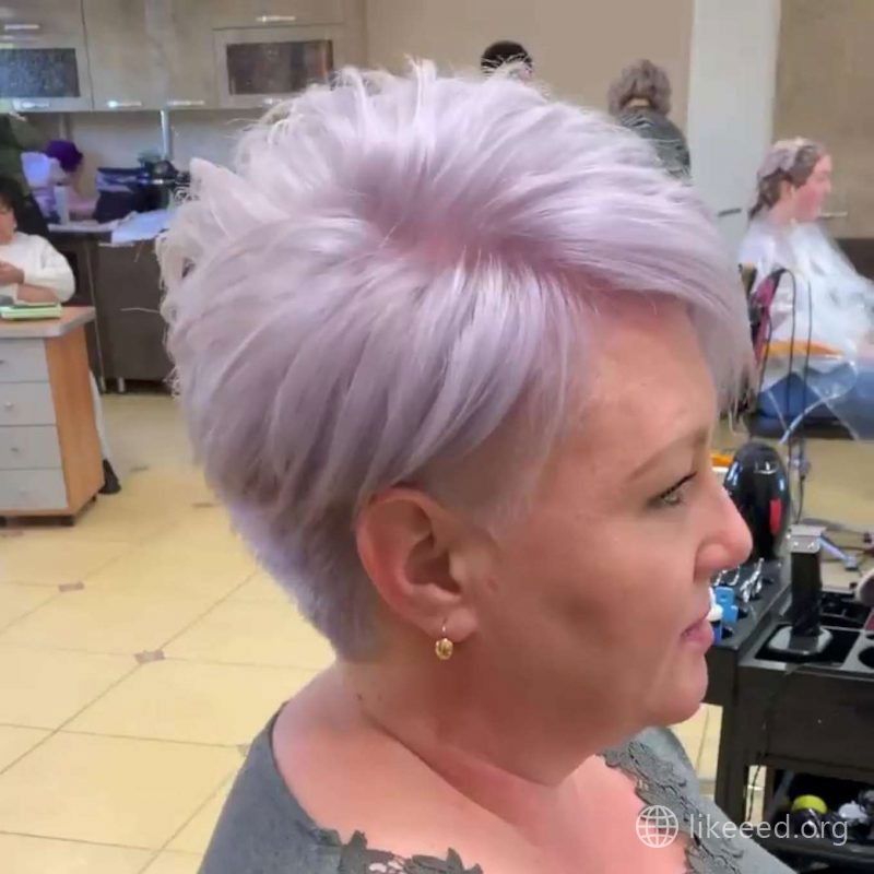 Charlene Turner Short Hairstyles - 3