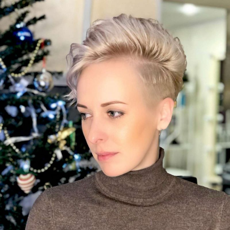 Saundra Flores Short Hairstyles - 1