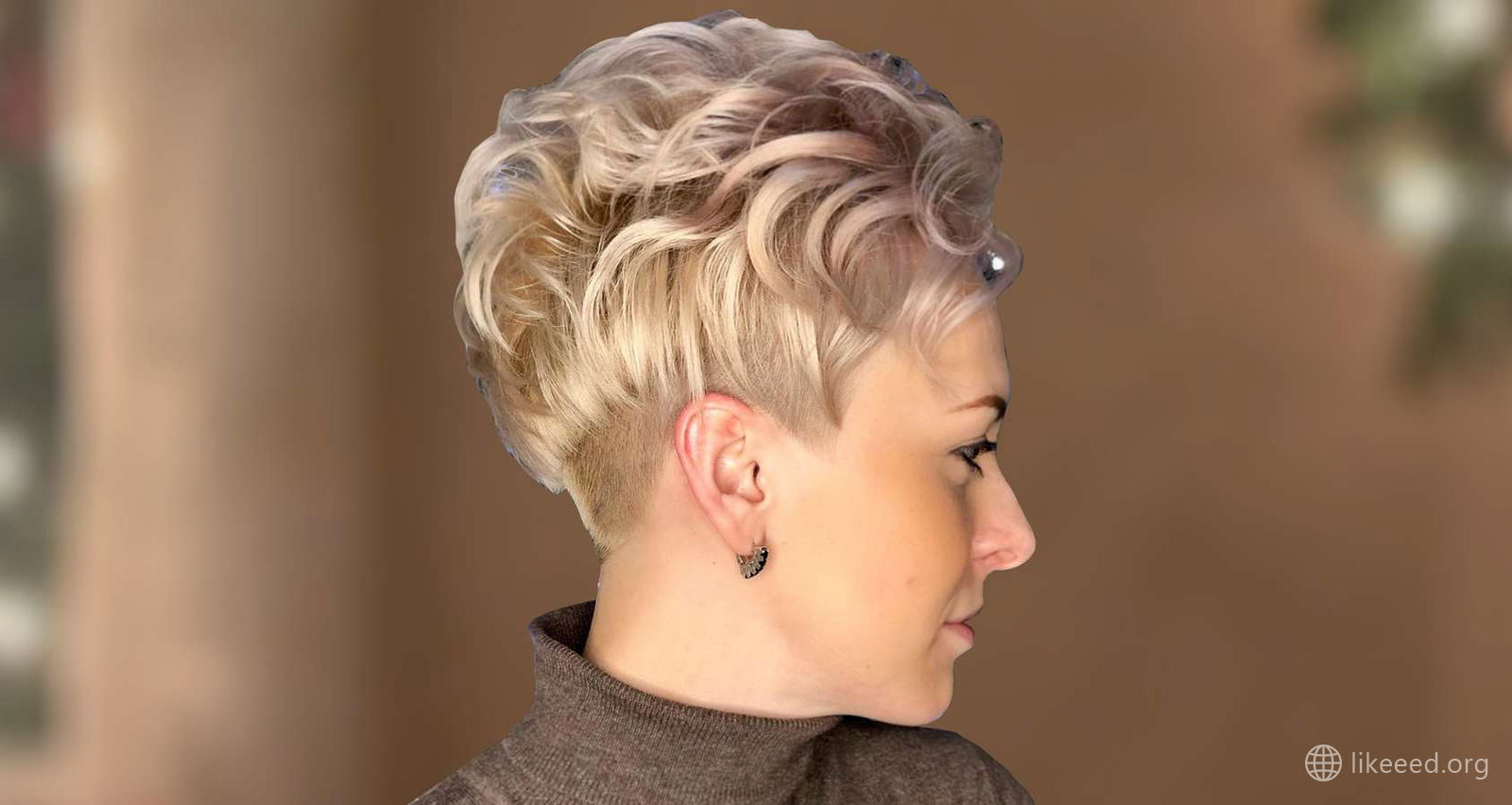 Saundra Flores Short Hairstyles